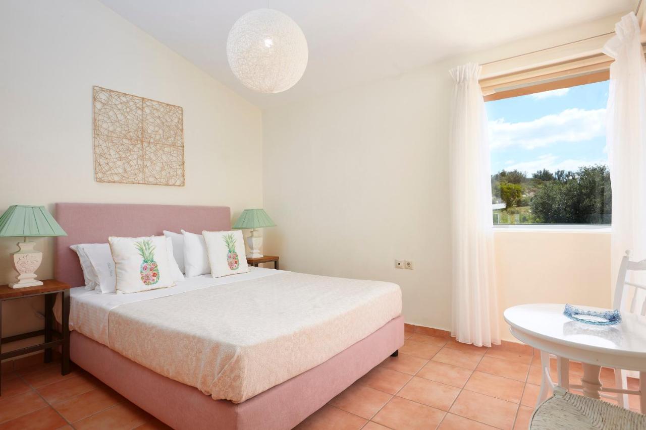 Seafront Villa Longobardi Chania  Exterior photo