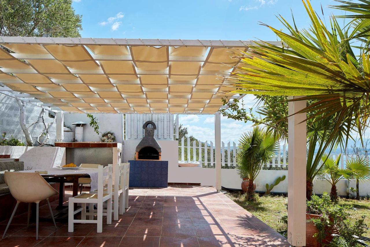 Seafront Villa Longobardi Chania  Exterior photo