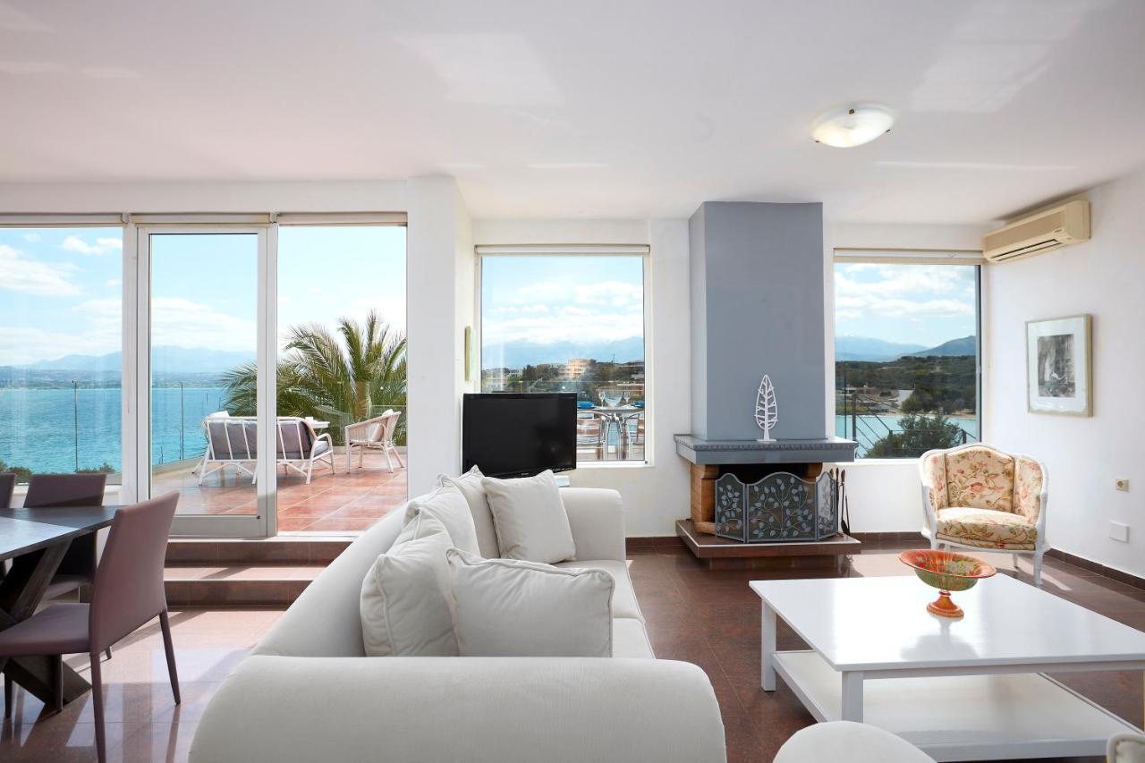 Seafront Villa Longobardi Chania  Exterior photo